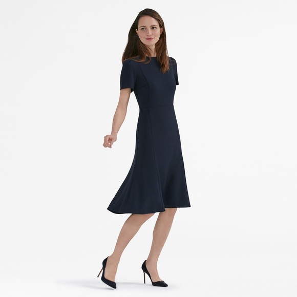 MM Lafleur Dresses & Skirts - MM Lafleur - Inez Dress in Navy Blue - Size 16